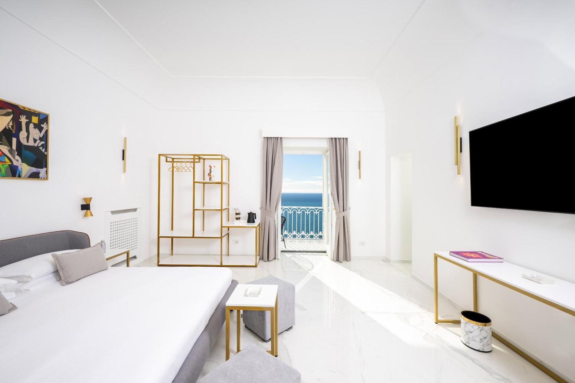 Gianlica Suites Positano Eksteriør billede